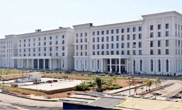 نامکمل سہولیات کے با وجود صنعت نگر ٹائمز ہاسپٹل کا افتتاح کی تیاری ،طبی ماہرین میں تشویش نامکمل سہولیات کے با وجود صنعت نگر ٹائمز ہاسپٹل کا افتتاح کی تیاری ،طبی ماہرین میں تشویش