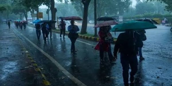 آئندہ چند روز تک ملک کے بیشتر علاقوں میں موسلادھار بارش کا امکان