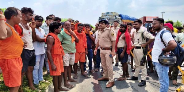 بہار میں بڑا حادثہ: کانوڑیوں کو لے جانے والی بس حادثے کا شکار، دو ہلاک