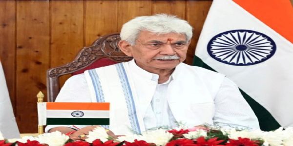 جموں و کشمیر تیز رفتار سماجی و اقتصادی ترقی کی راہ پر گامزن ہے:ایل جی منوج سنہا