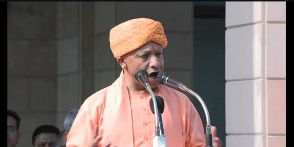 مادروطن ہندوستان کے عظیم سپوتوں کی قربانی،لگن اور ایثا رکا ثمرہ ہے آزادی: یوگی آدتیہ ناتھ