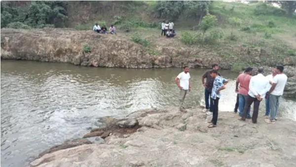 Three Yavatmal Jaju College Students Drown Three Yavatmal Jaju College Students Drown