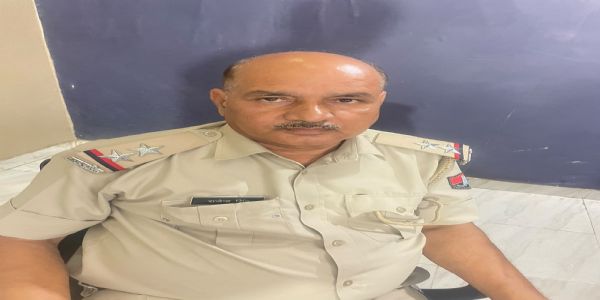 بینک کے خلاف مقدمے میں کارروائی کے لیے رشوت لیتا سب انسپکٹر گرفتار