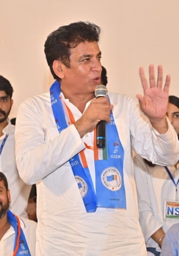 دہلی میں سوائن فلو کے بڑھتے معاملات پر کانگریس نے حکومت کو گھیرا دہلی میں سوائن فلو کے بڑھتے معاملات پر کانگریس نے حکومت کو گھیرا