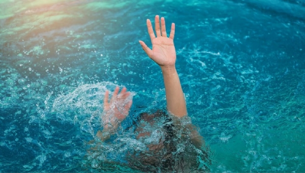 Malabar Hill Banganga Lake Drowning