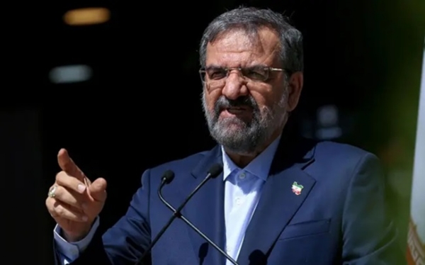 ایران کی اقتصادی جنگ میں شریک ممالک کو سنگین نتائج کی دھمکی، محسن رضائی کا انتباہ