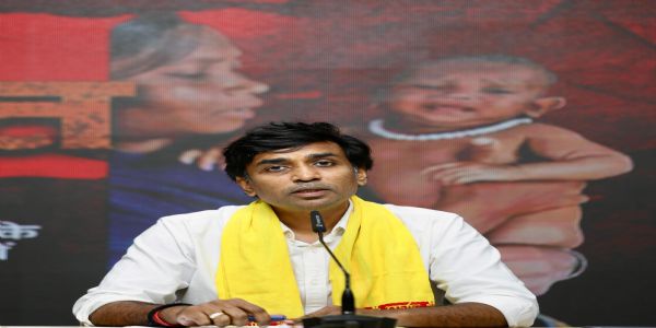 بالاگھاٹ میں 22 قبائلی بچوں کی موت پر وکرم بھوریا نے حکومت کو گھیرا، جانچ اور ہاسٹلوں کے سیفٹی آڈٹ کا مطالبہ