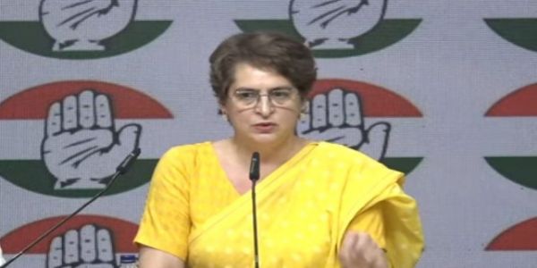 نیتی آیوگ کی بے روزگاری رپورٹ پر کانگریس کا حکومت پر حملہ، پرینکا بولیں—40 برس میں سب سے زیادہ بے روزگاری