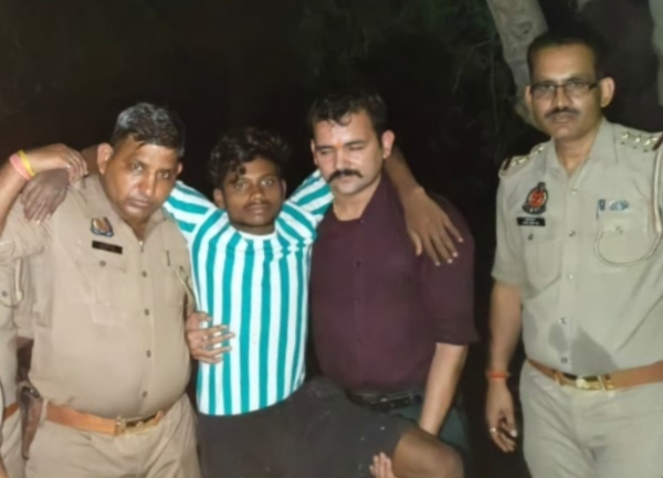 UP-ENCOUNTER-MURDER-ACCUSED-IN