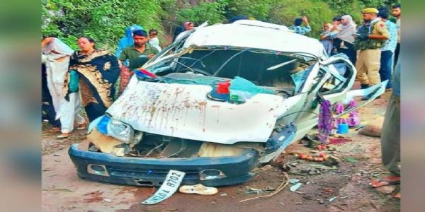 پونچھ سڑک حادثے میں چھ افراد جاں بحق