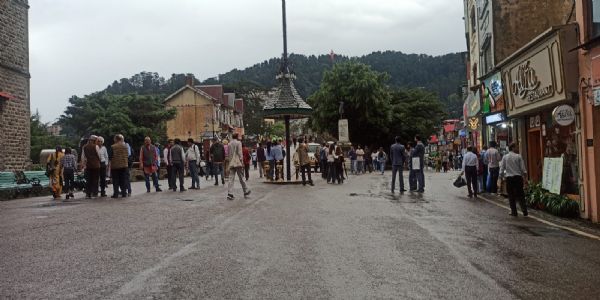 ہماچل میں پھر شدید بارش کا الرٹ، لینڈ سلائیڈنگ کے باعث 82 سڑکیں بند