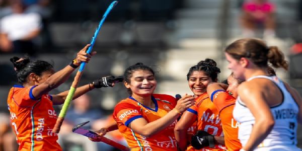 جرمنی کو 3-1 سے شکست دے کر ہندوستان نے تاریخ رقم کی، خواتین ہاکی ورلڈ کپ میں پانچویں پوزیشن حاصل کی