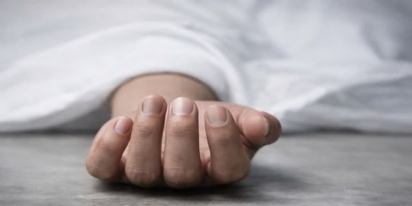 ہگلی کے دھنیکھالی میں ایک ہی خاندان کے تین افراد کی لاشیں برآمد ،دیوار پر لکھا-ہماری موت کے لئے ذمہ دار رابندر ناتھ
