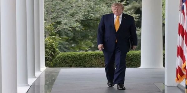 آبنائے ہرمز کھل گئی، ایران کا دباؤ کمزور پڑ گیا: امریکی صدر ٹرمپ کا دعویٰ