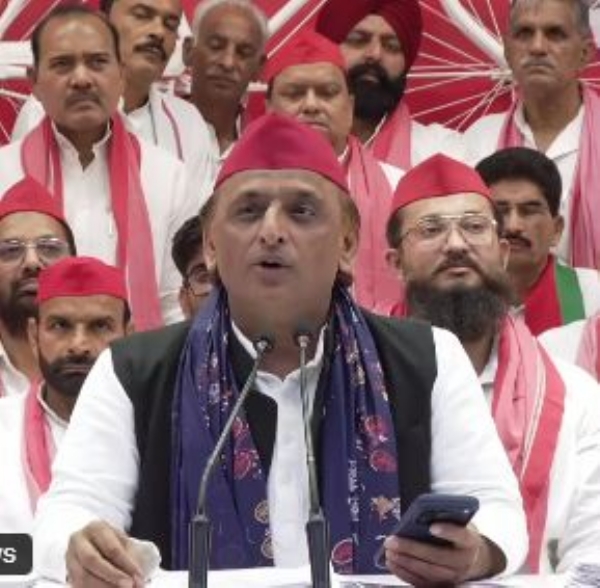 انکاؤنٹر میں سب سے زیادہ پی ڈی اے کے لوگ نشانہ بن رہے ہیں، اقتدار میں آئے تو تحقیقات کرائیں گے: اکھلیش یادو انکاؤنٹر میں سب سے زیادہ پی ڈی اے کے لوگ نشانہ بن رہے ہیں، اقتدار میں آئے تو تحقیقات کرائیں گے: اکھلیش یادو
