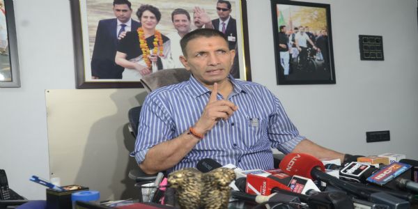راہل گاندھی کے خلاف ایف آئی آر پر ایم پی کانگریس کابی جے پی پر حملہ،جیتو پٹواری، کمل ناتھ اور امنگ سنگھار نے بنایا نشانہ
