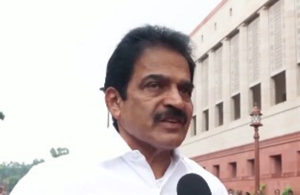 کانگریس ایف سی آر ترمیمی بل کی مخالفت کرے گی، کے سی وینوگوپال نے اسے جابرانہ قانون قرار دیا
