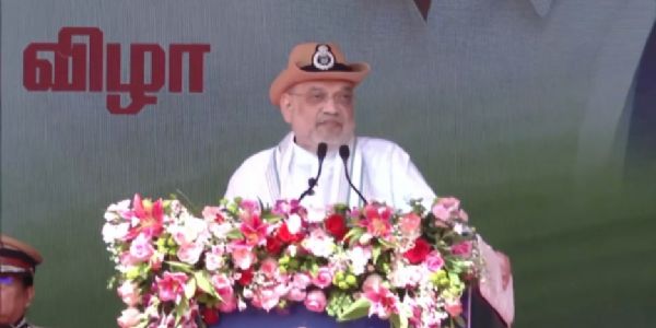 وزیر داخلہ امت شاہ نے پڈوچیری پولیس کو باوقار ’صدر پولیس کلر‘ پیش کیا
