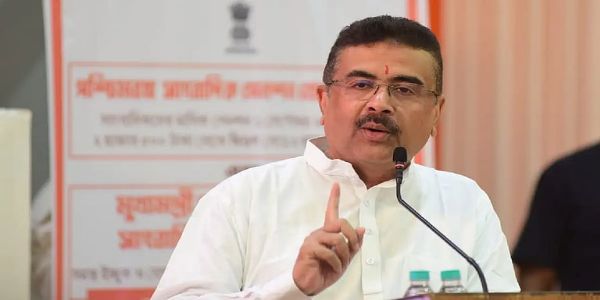 آفتاب انصاری کے سیل سے آئی فون اور دیگر گیجٹس برآمد، وزیراعلیٰ نے جیل کا اچانک معائنہ کیا