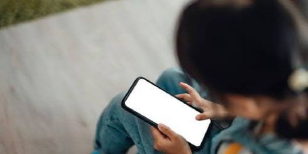 تمل ناڈو کے 52 مندروں میں کیمرے والے موبائل فون پر پابندی