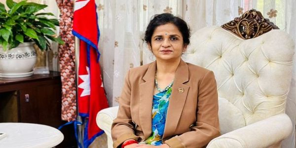 نیپال کی صنعت کے وزیر گوری یادو نے دیا استعفیٰ، گیس کاروباریوں پر متنازع بیان کے بعد بڑھا تھا دباؤ