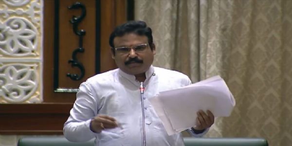 سوِیگی، زومیٹو اور ریپیڈو کے لیے بڑھتی بائیکس سے حیدرآباد میں فضائی آلودگی میں اضافہ: سری گنیش