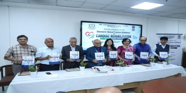 دل کے مریضوں کے لیے نئی گائیڈ لائن جاری، علاج کے بعد جلد معمول کی زندگی میں واپسی میں ملے گی مدد