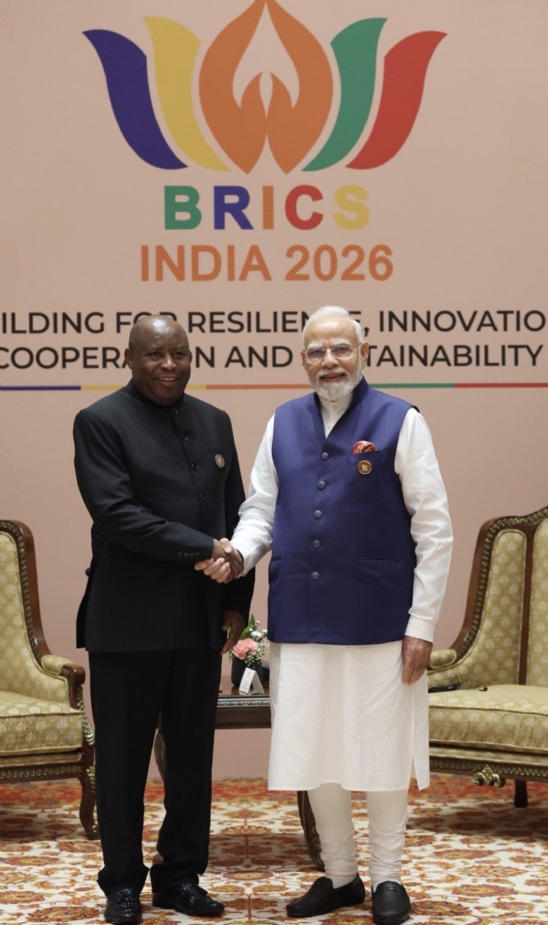 وزیر اعظم مودی کی نائجیریا، جنوبی افریقہ اور برونڈی کے اعلیٰ رہنماو¿ں سے دو طرفہ ملاقاتیں