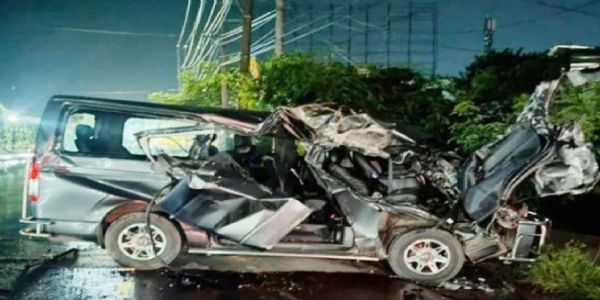 بنگلہ دیش میں سڑک حادثہ، 4 افراد ہلاک، 8 زخمی