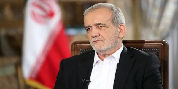 رہبر اعلیٰ زندہ ہیں، دشمن ان کا سراغ لگانے میں ناکام ہوچکا: مسعود پزشکیان