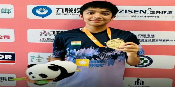 تنوی پتری نے جیتا بیڈمنٹن ایشیا انڈر-17 کا خطاب، شائنا منیموتھو کو ہرا کر بنیں چیمپئن