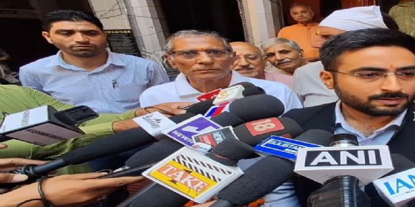 ڈی سی سری نگر نے گنیش چترتھی پر لوگوں کو مبارکباد دی، تہوار کے انتظامات کی تعریف کی