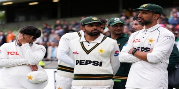 پاکستان پر سست اوور ریٹ کی مار، ڈبلیو ٹی سی کے 11 پوائنٹس کٹے، 50 فیصد میچ فیس کا جرمانہ