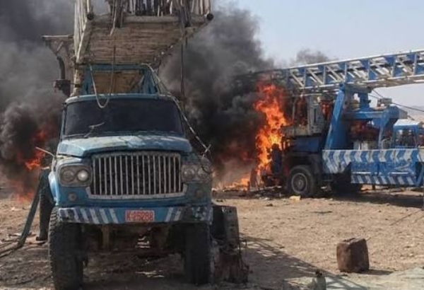 بلوچستان میں پاکستانی سکیورٹی فورسز کے قافلے پر حملہ، بی ایل اے-بی آر جی نے متعدد حملوں کی ذمہ داری قبول کی بلوچستان میں پاکستانی سکیورٹی فورسز کے قافلے پر حملہ، بی ایل اے-بی آر جی نے متعدد حملوں کی ذمہ داری قبول کی