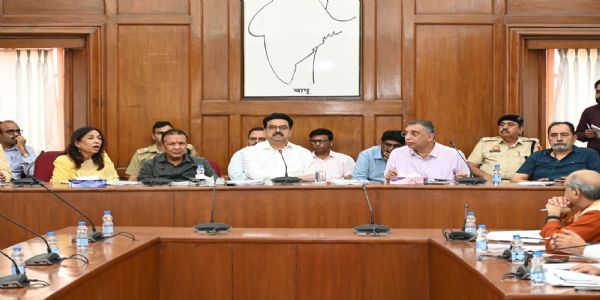 ڈوسو انتخابات 2026تا2027 کی تیاریوں کے حوالے سے دہلی یونیورسٹی کے وائس چانسلر کی میٹنگ