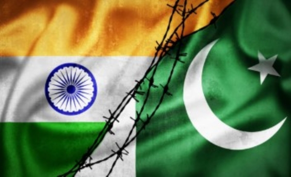 جنگی جہاز سے ٹکر کے معاملے میں بھارت نے پاکستانی سفارت کار کو طلب کرکے سخت احتجاج درج کرایا جنگی جہاز سے ٹکر کے معاملے میں بھارت نے پاکستانی سفارت کار کو طلب کرکے سخت احتجاج درج کرایا