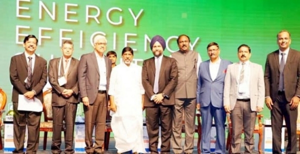 بجلی بچت کے ذریعہ ریاست میں بجلی طلب کی تکمیل کے اقدامات بجلی بچت کے ذریعہ ریاست میں بجلی طلب کی تکمیل کے اقدامات