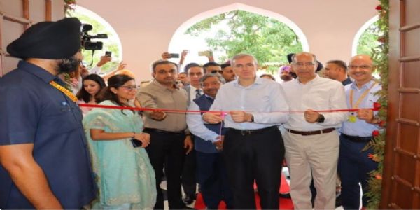 عمر عبداللہ نے امرتسر پنجاب میں تزئین و آرائش کے بعد جموں و کشمیر ہاؤس کا افتتاح کیا