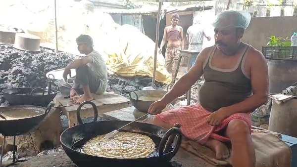 Kenjakura-jalebi-cost-cutting- Kenjakura-jalebi-cost-cutting-