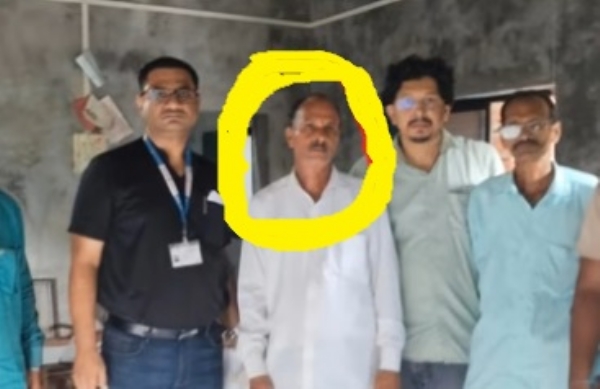 Raigad Fake Doctor Action Medicines Seized Raigad Fake Doctor Action Medicines Seized