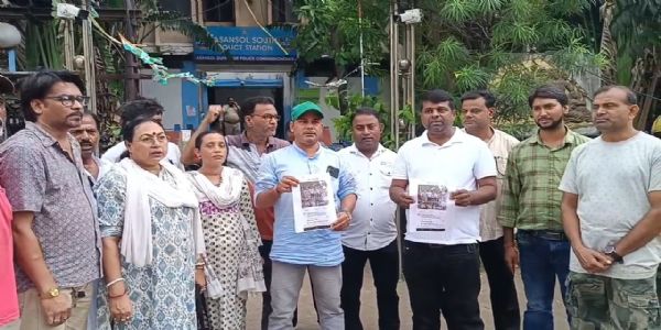 کانگریس لیڈراروپ مکھرجی کا الزام- دھریندر شاستری کے خلاف بولنے پر بھیجا جیل