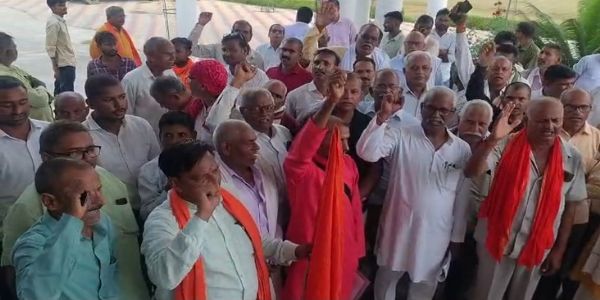 کسانوں کے مسائل کو لے کر بھارتیہ کسان سنگھ نے ڈی ایم کو عرضداشت پیش کی