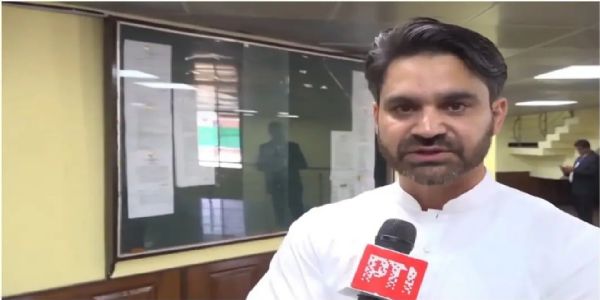 وحید پارہ کی جانب سے جموں و کشمیر اسمبلی میں ریزرویشن کے مسائل پر تحریک التوا پیش