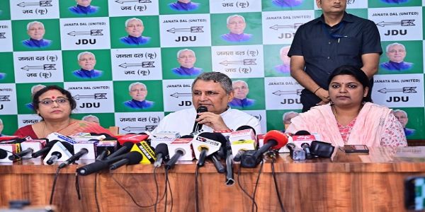 جموئی واقعے کے قصورواروں کو سخت سزا ملے گی، حکومت نے فوری کارروائی کی: وجے کمار چودھری