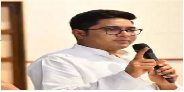 ابھیشیک بنرجی نے چیف الیکشن کمشنر کو ہٹانے کا مطالبہ کیا، عدالتی تحقیقات کی اپیل