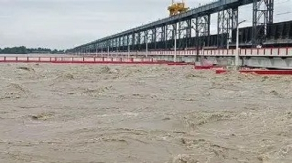 کوسی بیراج کی فائل فوٹو کوسی بیراج کی فائل فوٹو