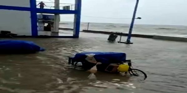 کم دباؤ کے اثر سے بنگال میں بارش، کئی علاقوں میں گرج چمک اور تیز ہواؤں کا الرٹ