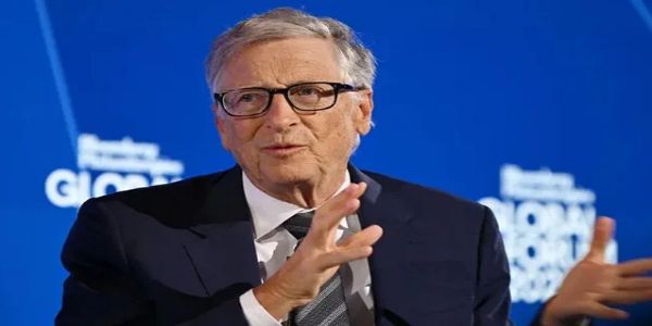 بے قابو مصنوعی ذہانت انسانیت کے لیے سنگین خطرہ بن سکتی ہے: بل گیٹس کا انتباہ