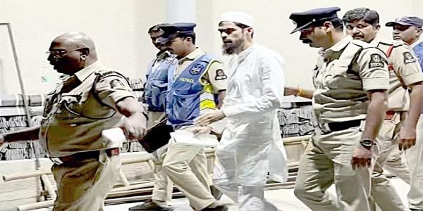 راجہ سنگھ کیخلاف کارروائی کرنے ،دستخطی مہم اوربھوک ہڑتال پر سلمان خان گرفتار