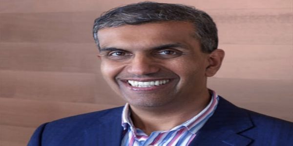 ایڈوب نے انل چکرورتی کو سی ای او مقرر کیا
